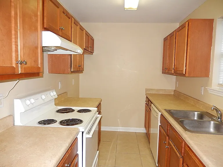 268 Wilson Green Blvd — Photo 6