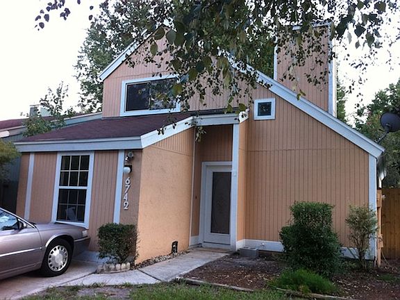 2nd image of 6742 Periwinkle Dr