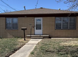 615 N Elm St, Hoisington, KS 67544