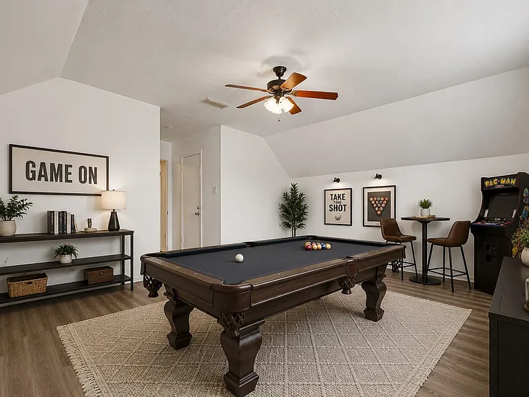 539 Belwin Dr — Photo 28