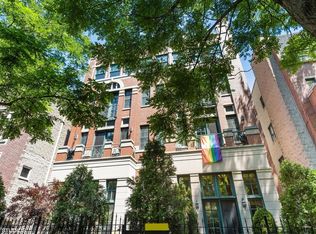 840 W Buckingham Pl, Chicago, IL 60657
