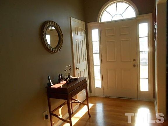 4th image of 272 Carissa Dr