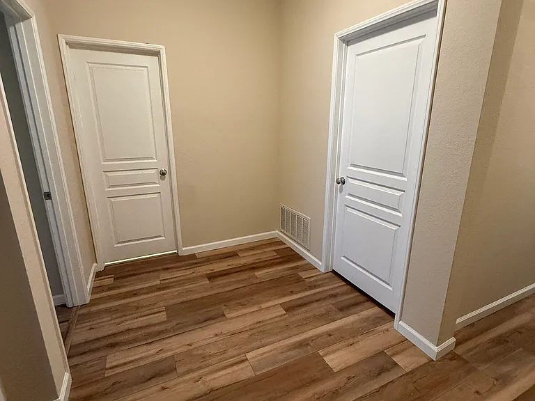 Upstairs Bonus Room/Hall