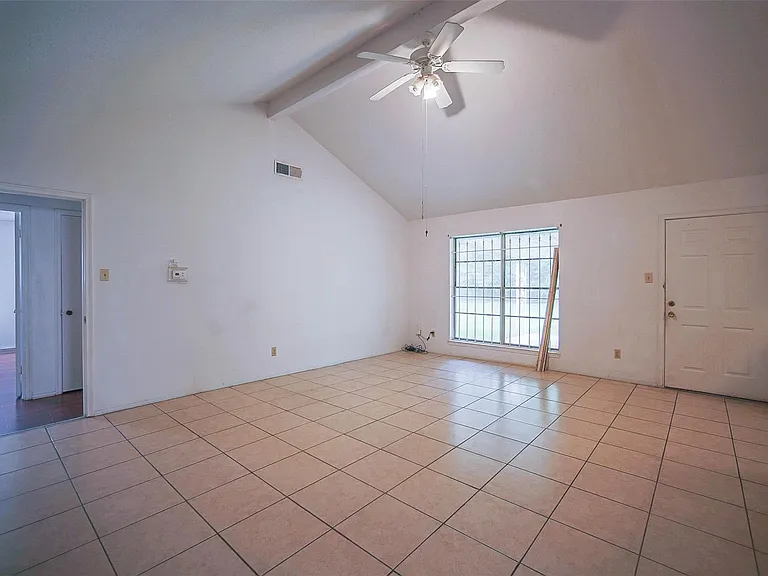 7010 Captain Dr — Photo 8