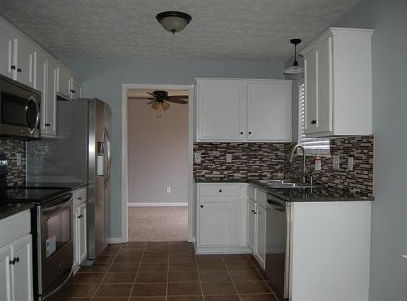 4th image of 617 Monticello Ct