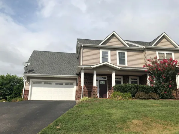 419 Willard Dr, Blacksburg, VA 24060