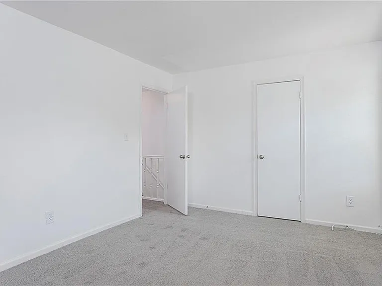 5684 Campus Dr — Photo 13