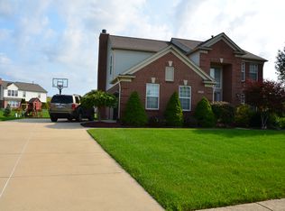 2257 Wooster St, Canton, MI 48188