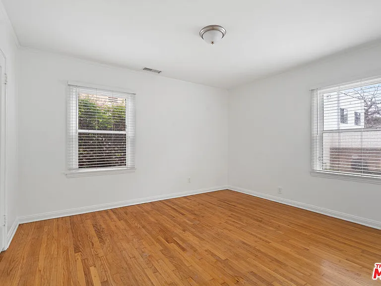 1150 Grant Ave — Photo 12