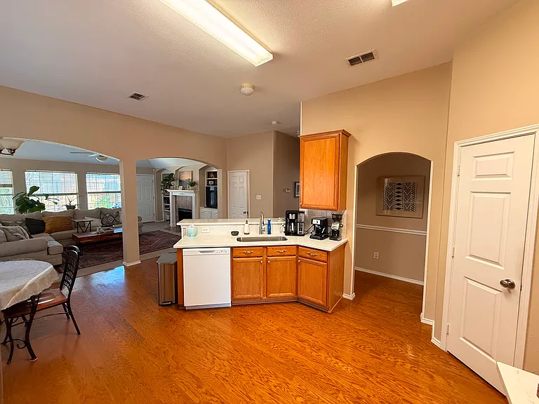 9021 Norman Dr — Photo 24