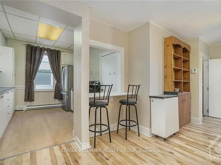 86 George St — Photo 22