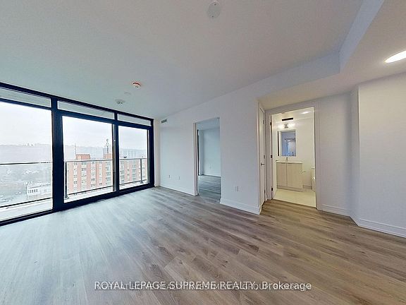 4th image of 1 Jarvis St #1322