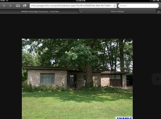 211 E Cox Dr, Fort Wayne, IN 46816