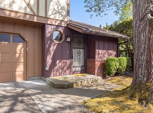 1369 City View St, Eugene, OR 97402