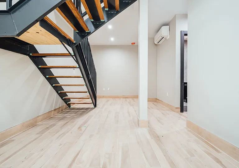 2823 Snyder Ave #2C — Photo 9