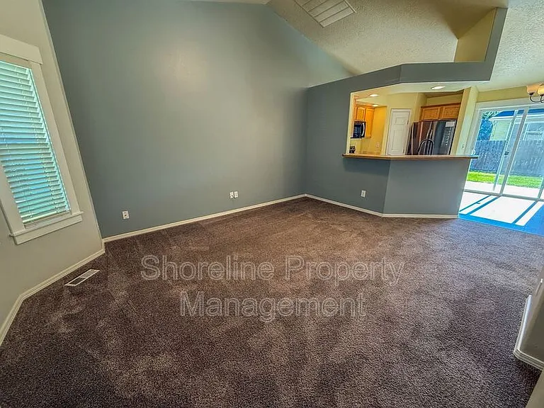 3420 N Oakstone Ave — Photo 17