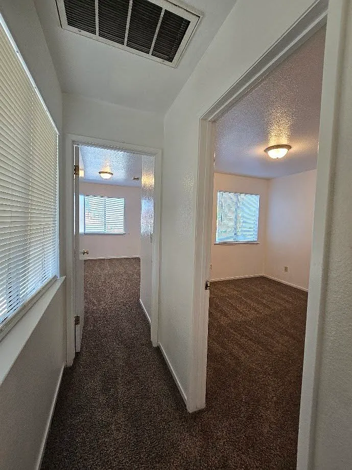 3 bed, $1,850 — Photo 4
