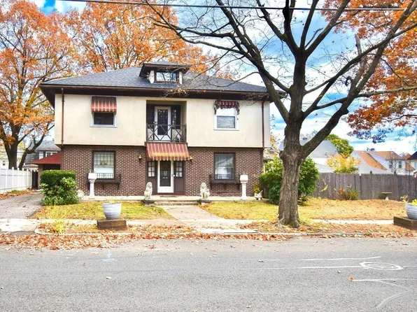 83 Kimberly Ave, Springfield, MA 01108
