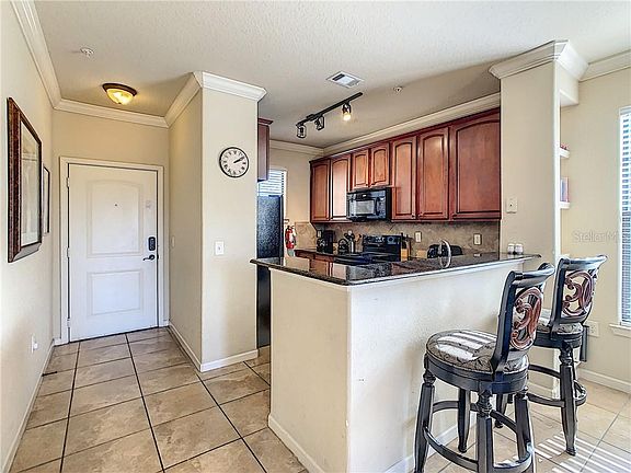 4th image of 903 Charo Pkwy Unit 831