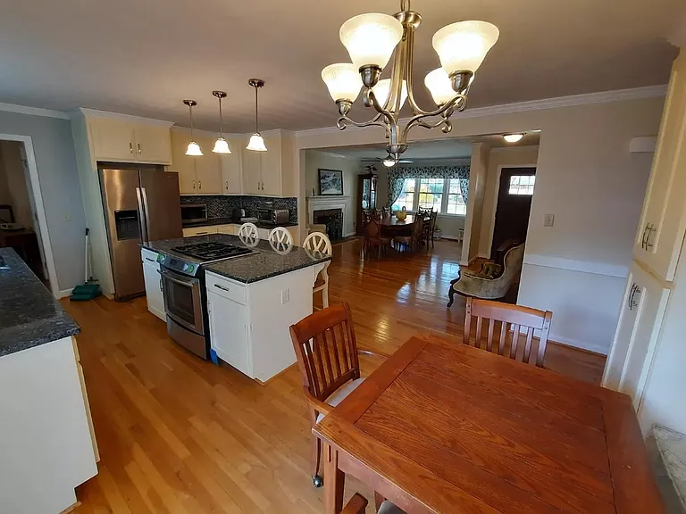 228 Keith Rd — Photo 7