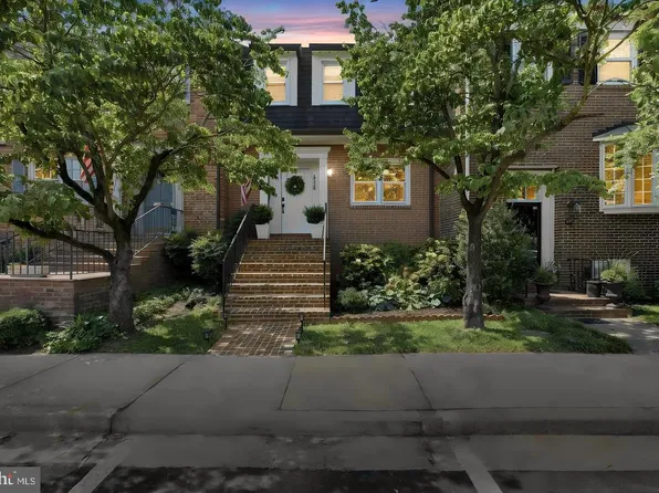 6328 Golf Course Sq, Alexandria, VA 22307