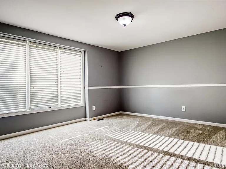 1346 Arbor Creek Dr — Photo 22