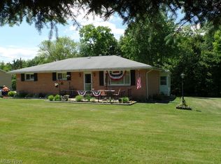 1370 Parshall Rd, Wellsville, OH