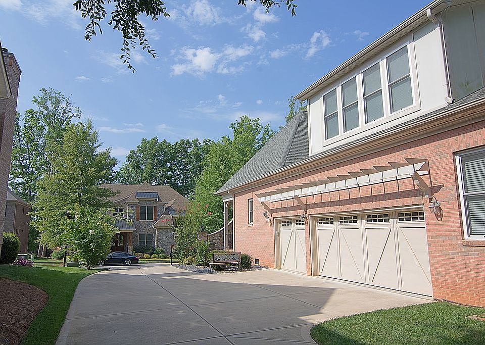 3car garage