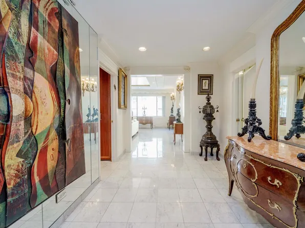 475 Park Avenue image 4 of 14