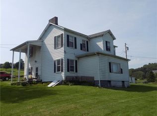 536 Vanderbilt Rd, Connellsville, PA 15425