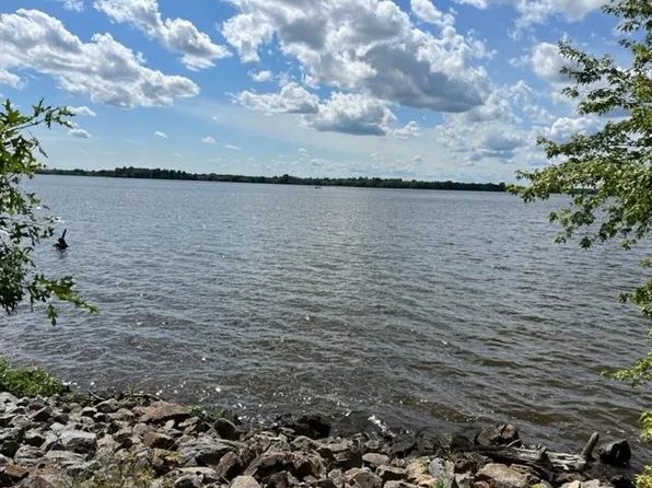 8 Timber Shrs, Adams, WI 53910
