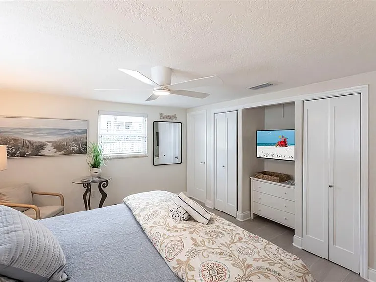6154 Midnight Pass Rd #D-15 — Photo 15