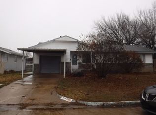 2208 Highland Rd, Midwest City, OK 73110