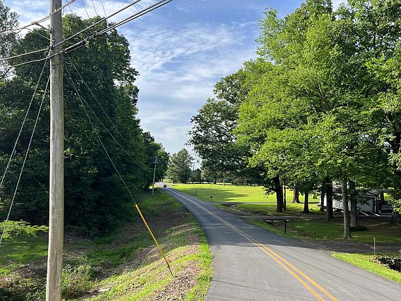 5th image of 316 Big Springs Rd SE