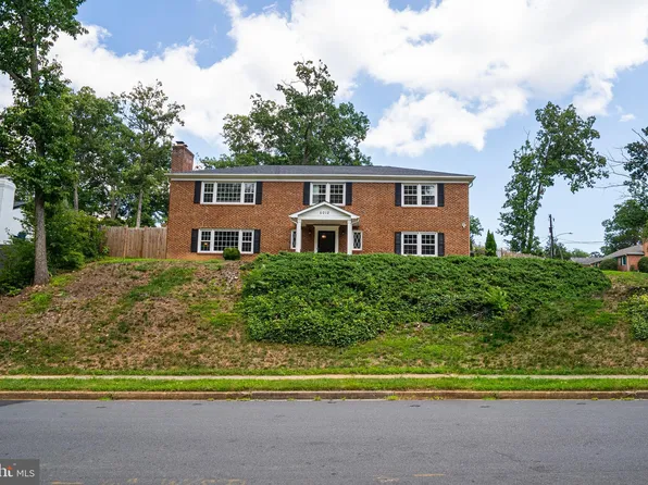 5012 Larno Dr, Alexandria, VA 22310
