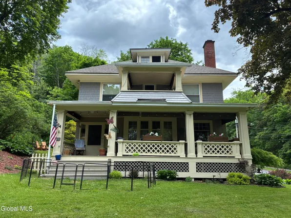 24 Northampton Road, Amsterdam, NY 12010