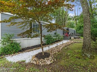 789 Toll Rd, Effort, PA 18330