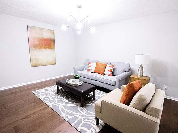 2nd image of 5338 Norcroft Dr