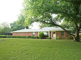 4711 Irvin Simmons Dr, Dallas, TX 75229