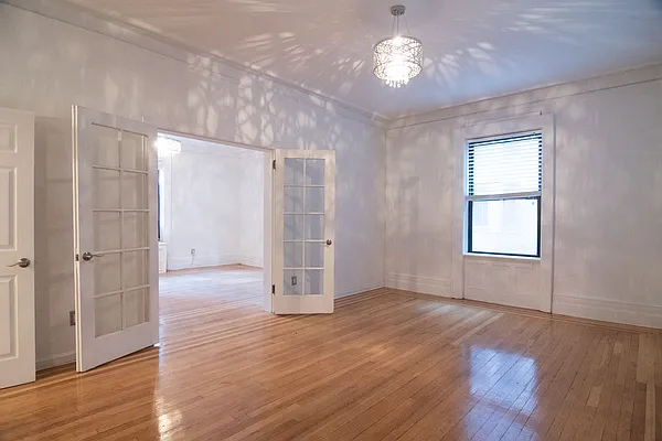 Rented by WAM Partners - William Moses Co. | media 5