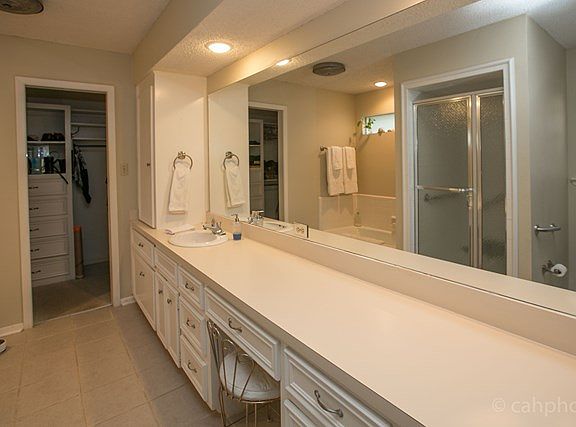 4th image of 2823 Northtown Pl