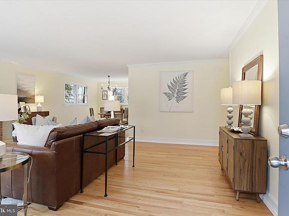 5th image of 7921 Ellet Rd