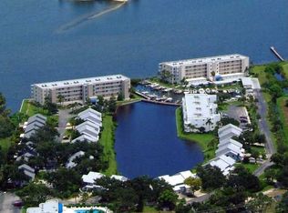 6306 S River Run Dr, Sebastian, FL 32958