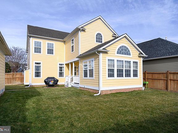 2nd image of 28241 Knapps Lot St