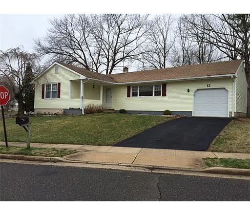 12 Perry Ave photo 1