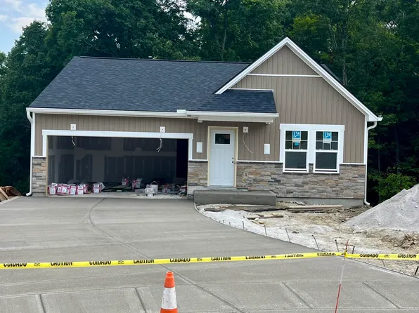 490 Eagle Creek Dr, Dry Ridge, KY 41035