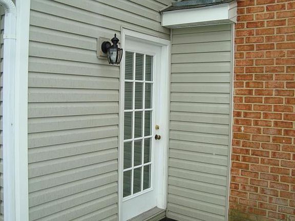 4th image of 3217 Winterberry Dr