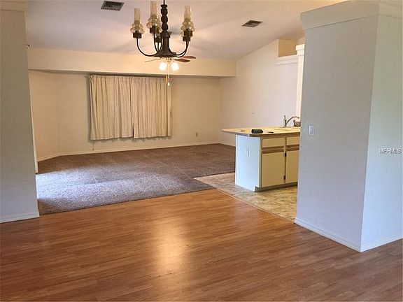 4th image of 23400 Abrade Ave