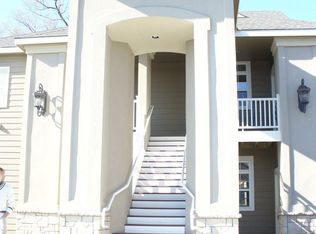 1410 George Ct APT 2, Lawrence, KS 66044