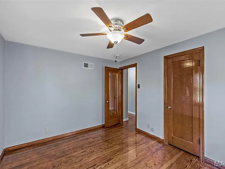 3319 Eminence Blvd — Photo 22